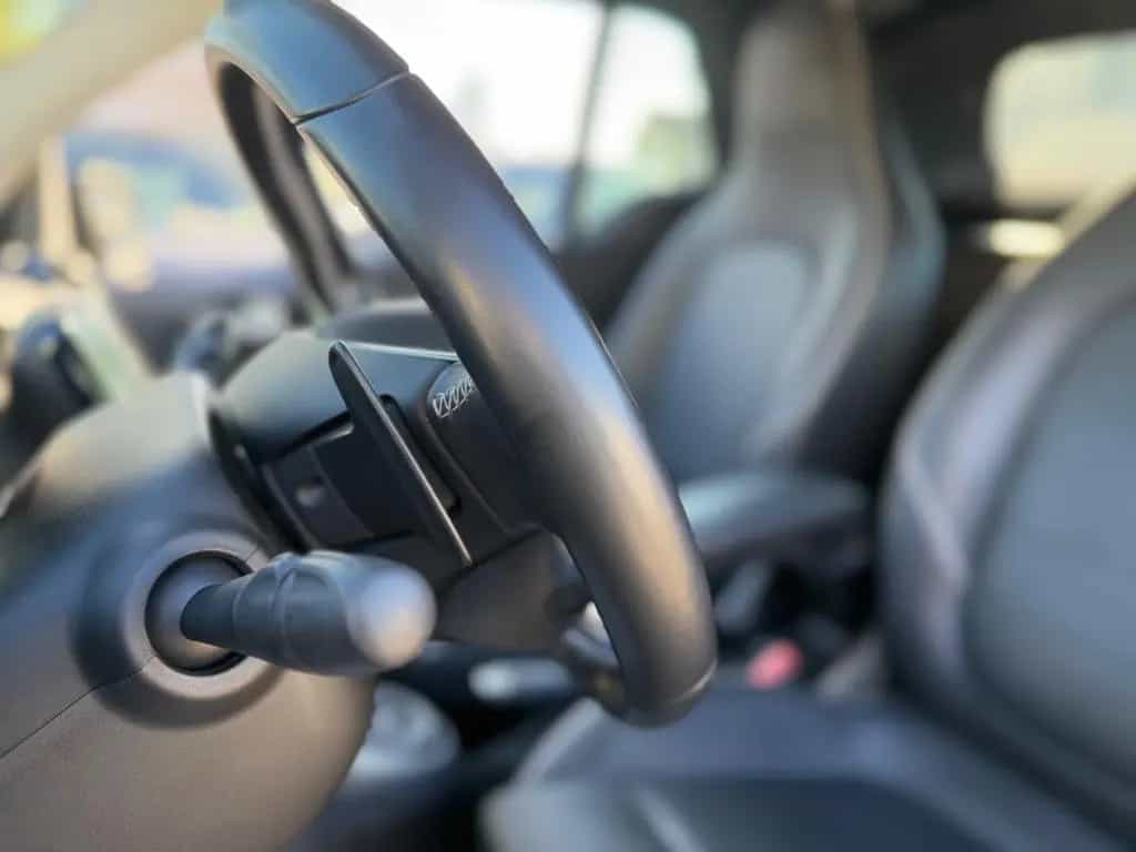 Smart ForTwo CABRIO*BRABUS XCLUSIVE*KAMERA*1.HAND* 02/2017-photo-24