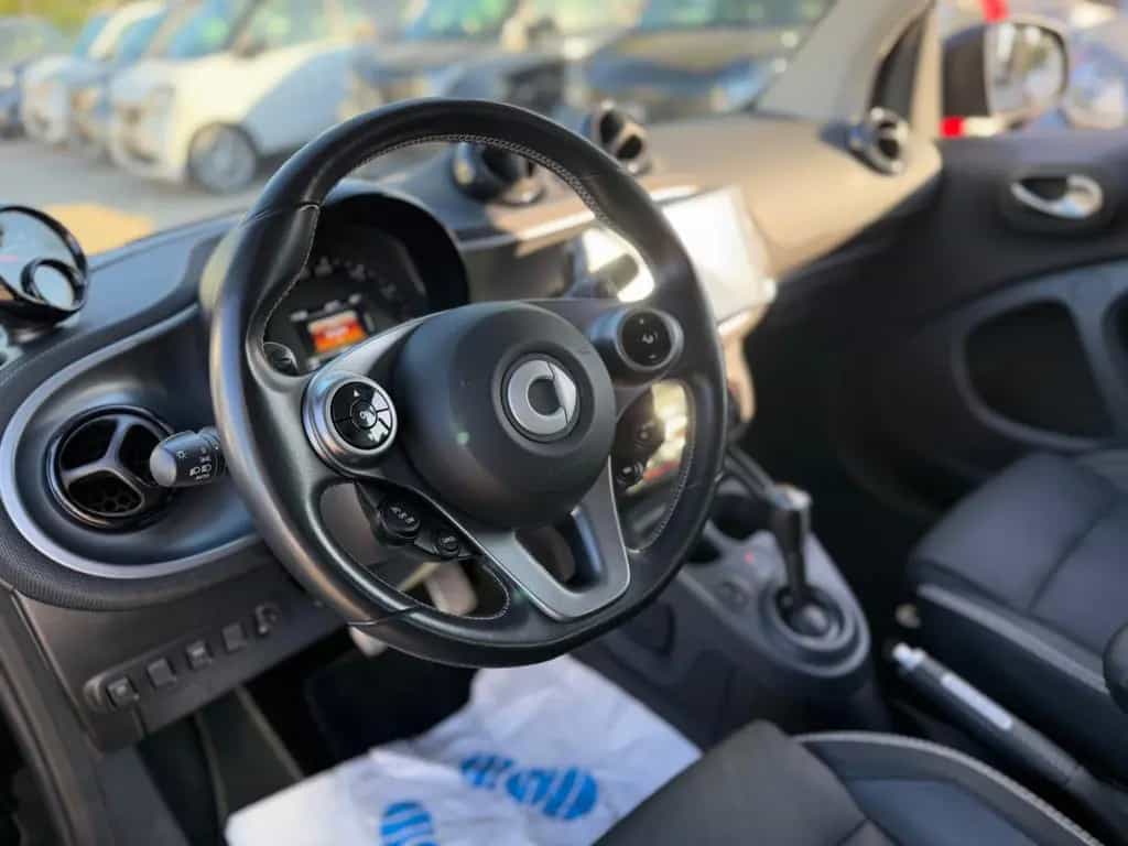 Smart ForTwo CABRIO*BRABUS XCLUSIVE*KAMERA*1.HAND* 02/2017-photo-27