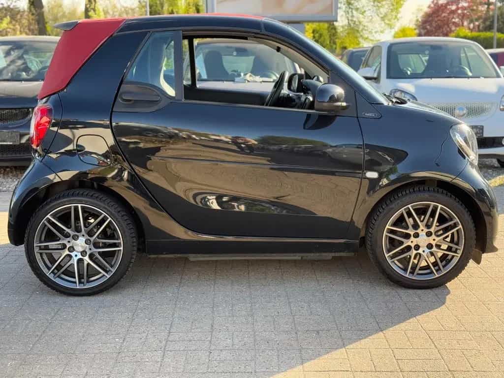 Smart ForTwo CABRIO*BRABUS XCLUSIVE*KAMERA*1.HAND* 02/2017-photo-39