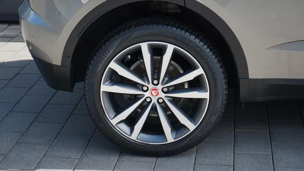 Jaguar E-Pace D200 SE AWD*PANO*STANDHZG.*ACC*20"ALU* 02/2022-photo-36