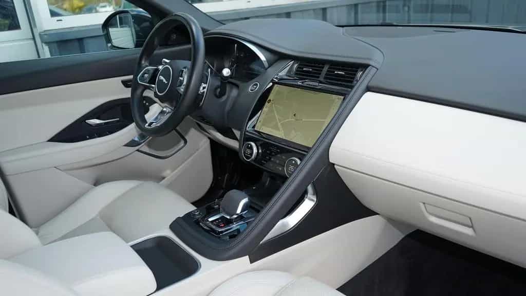 Jaguar E-Pace D200 SE AWD*PANO*STANDHZG.*ACC*20"ALU* 02/2022-photo-4