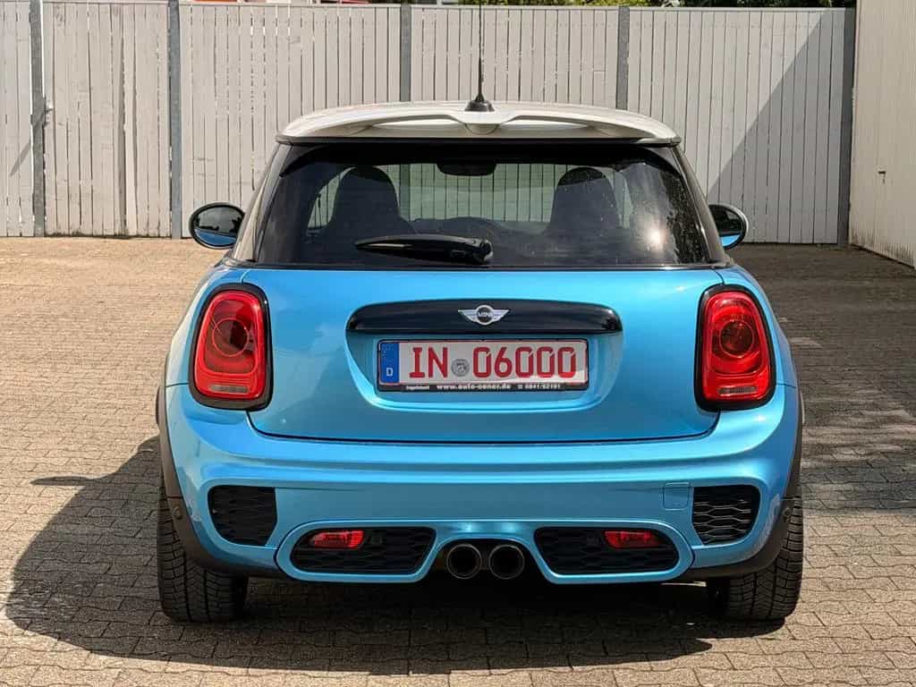 MINI John Cooper Works Mini John Cooper Works Schalensitze Harman Kardo 03/2017-photo-8