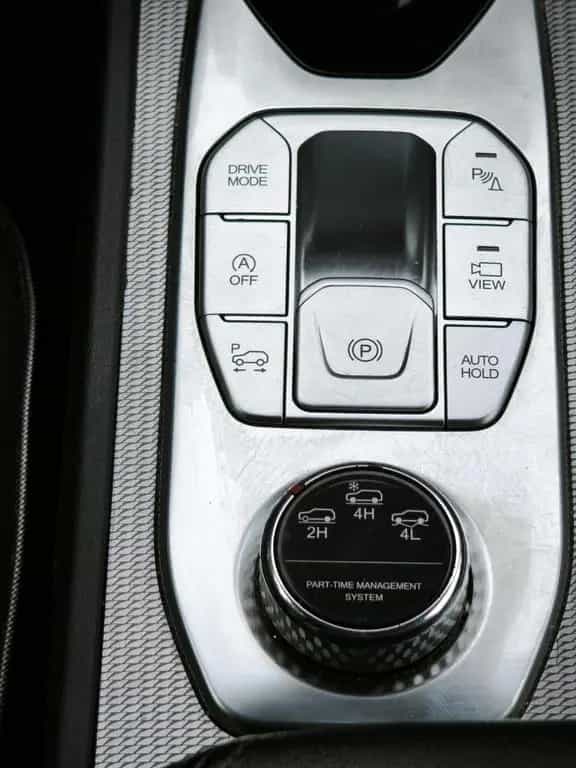 Ssangyong Rexton 2.2 Diesel e-XDi 220 Sapphire 4WD AT 06/2022-photo-17