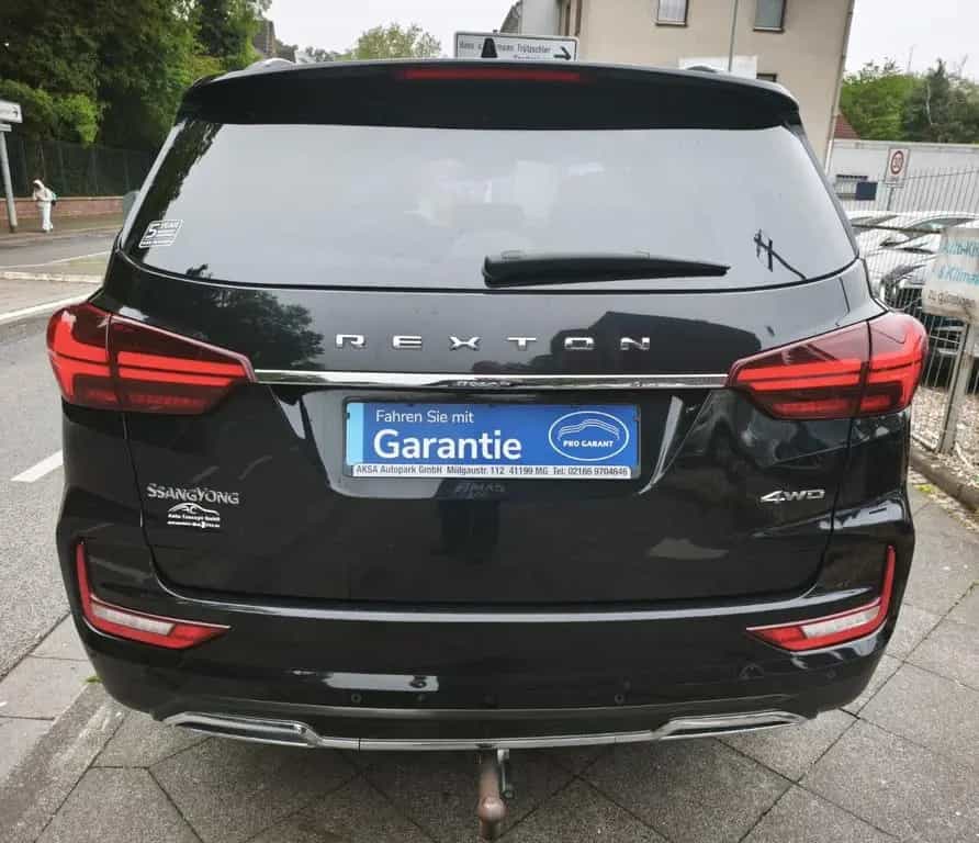 Ssangyong Rexton 2.2 Diesel e-XDi 220 Sapphire 4WD AT 06/2022-photo-3