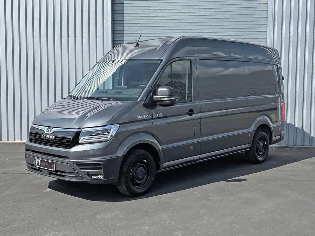 MAN TGE 3.200 L3H3 Kasten 4x4 AHK NAVI PDC KLIMA 11/2025-photo-0