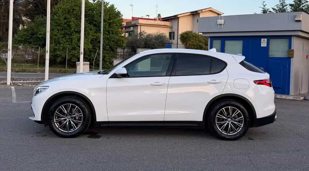 Alfa Romeo Stelvio 2.2 Turbodiesel 160 CV AT8 RW 01/2022-photo-2
