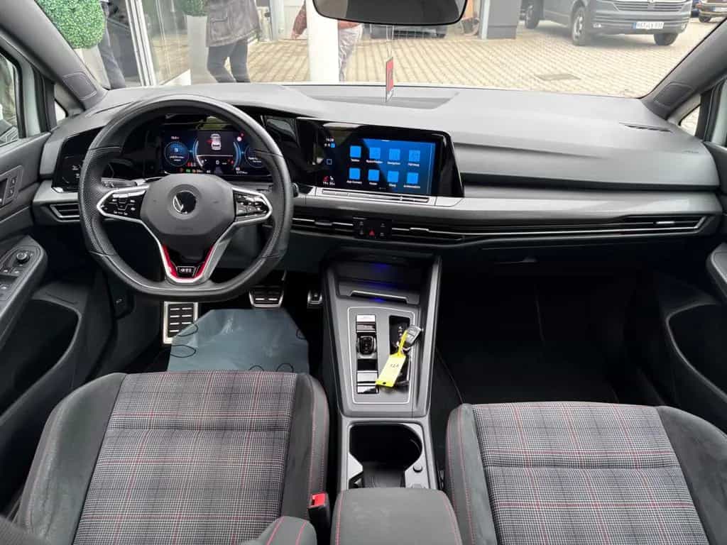 Volkswagen Golf VIII Lim. GTI LED NAVI AppConnect 4x SHZ 08/2021-photo-13