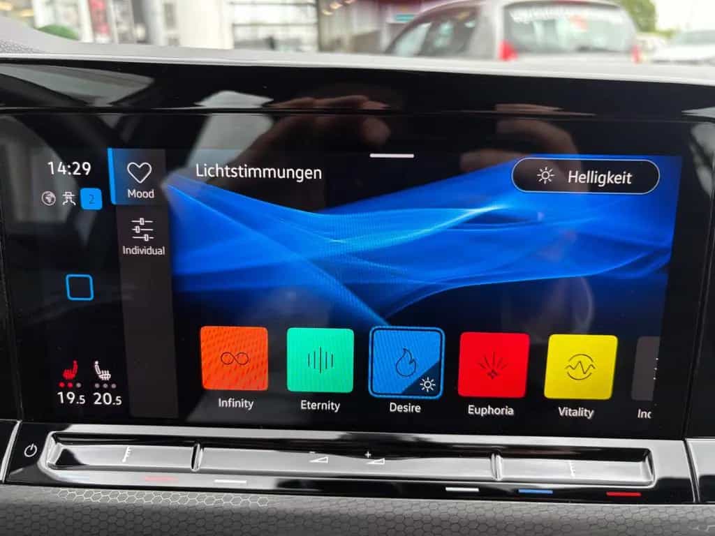 Volkswagen Golf VIII Lim. GTI LED NAVI AppConnect 4x SHZ 08/2021-photo-24