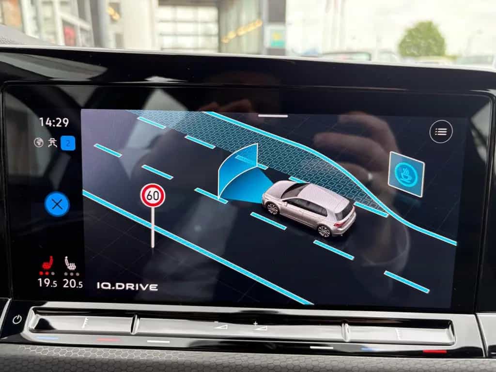 Volkswagen Golf VIII Lim. GTI LED NAVI AppConnect 4x SHZ 08/2021-photo-25
