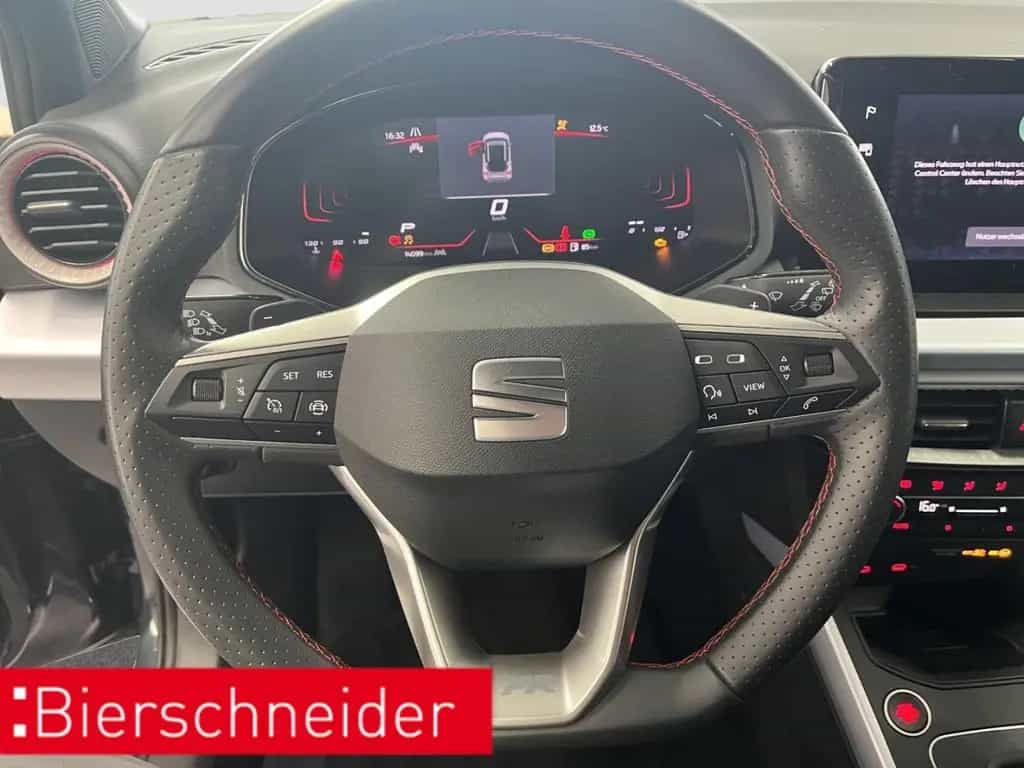 Seat Arona 1.0 TSI DSG AB197EUR FR AHK NAVI REAR VIEW 04/2024-photo-13