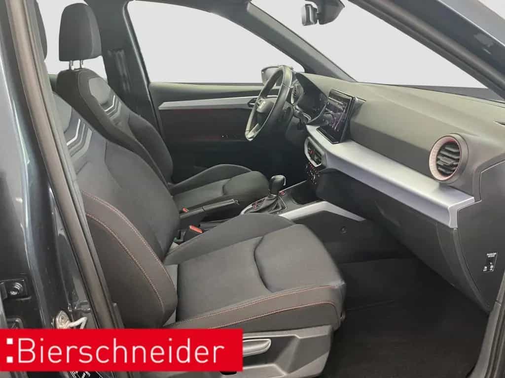 Seat Arona 1.0 TSI DSG AB197EUR FR AHK NAVI REAR VIEW 04/2024-photo-14
