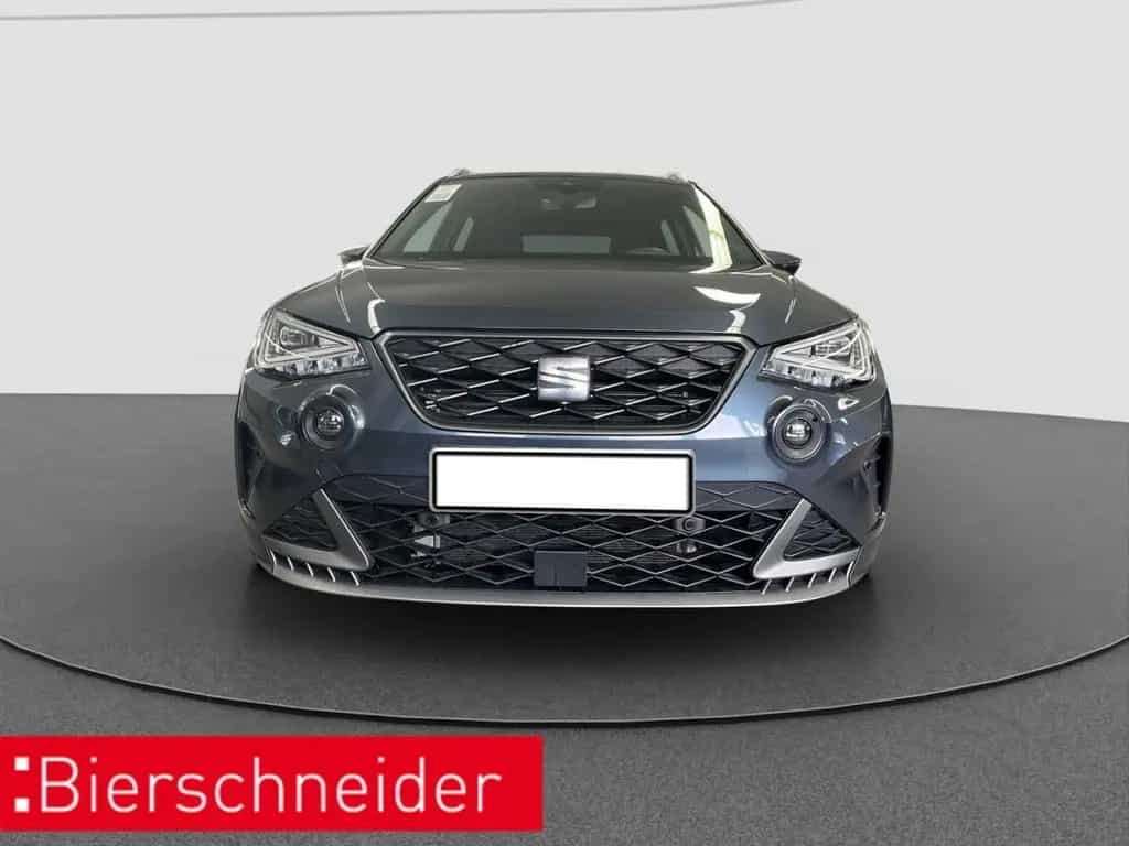 Seat Arona 1.0 TSI DSG AB197EUR FR AHK NAVI REAR VIEW 04/2024-photo-2
