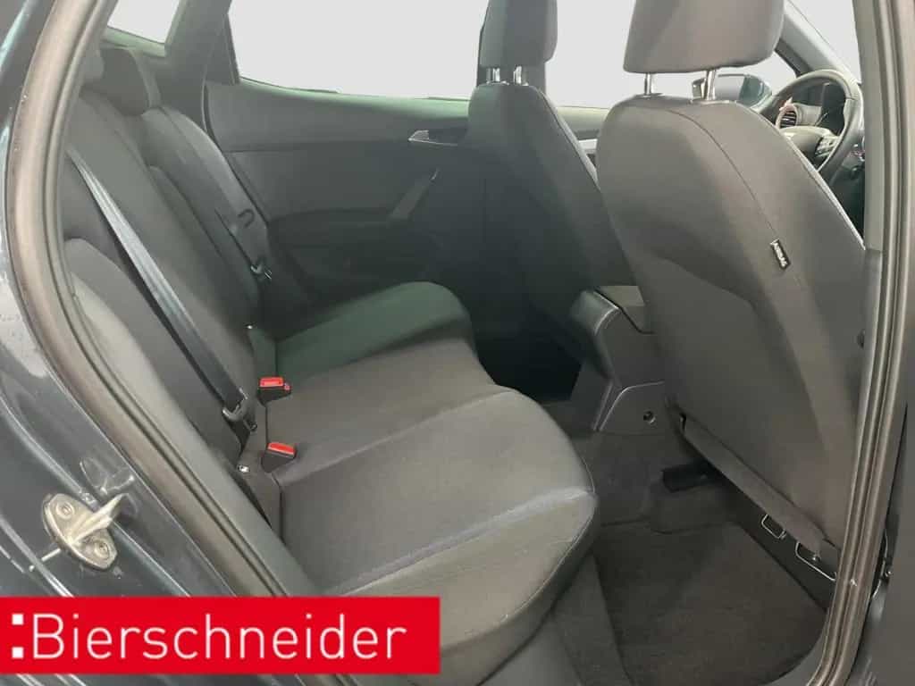 Seat Arona 1.0 TSI DSG AB197EUR FR AHK NAVI REAR VIEW 04/2024-photo-22