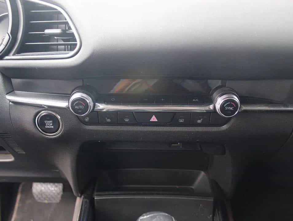 Mazda CX-30 M-Hybrid X-180 AWD AT Selection LEDER DES 02/2020-photo-13