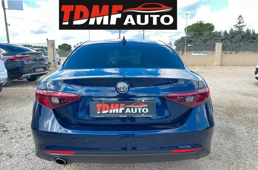 Alfa Romeo Giulia Alfa Giulia 2.2 150 CV Super Pelle Cruise 02/2017-photo-3
