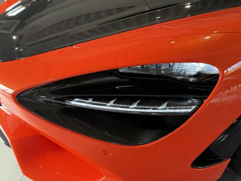 McLaren 750s MSO Carbon Lift B&W Perform Track Cam. 05/2024-photo-12
