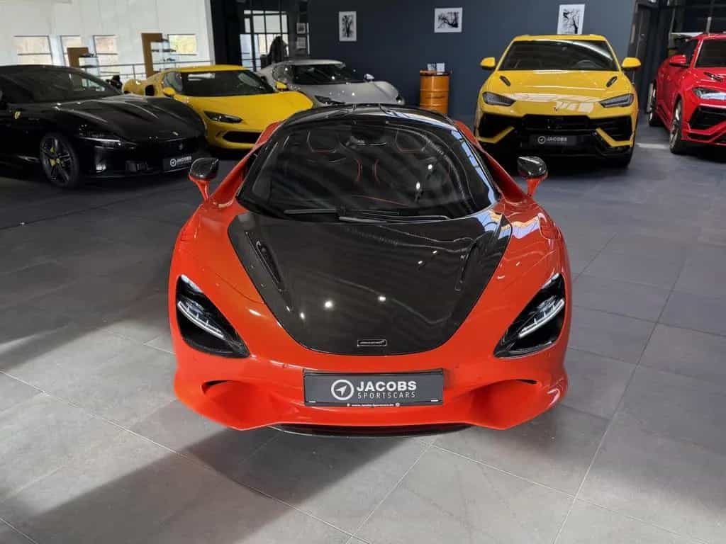 McLaren 750s MSO Carbon Lift B&W Perform Track Cam. 05/2024-photo-2
