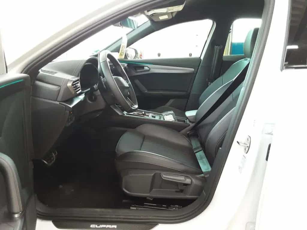 Cupra Formentor 1.5 eTSI Sonderleasing ohne zzgl Koste 08/2025-photo-3