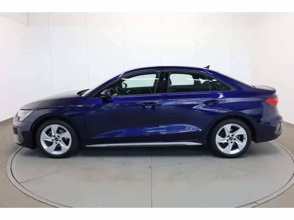 Audi A3 Limousine 35 TFSI S line 12/2021-photo-4