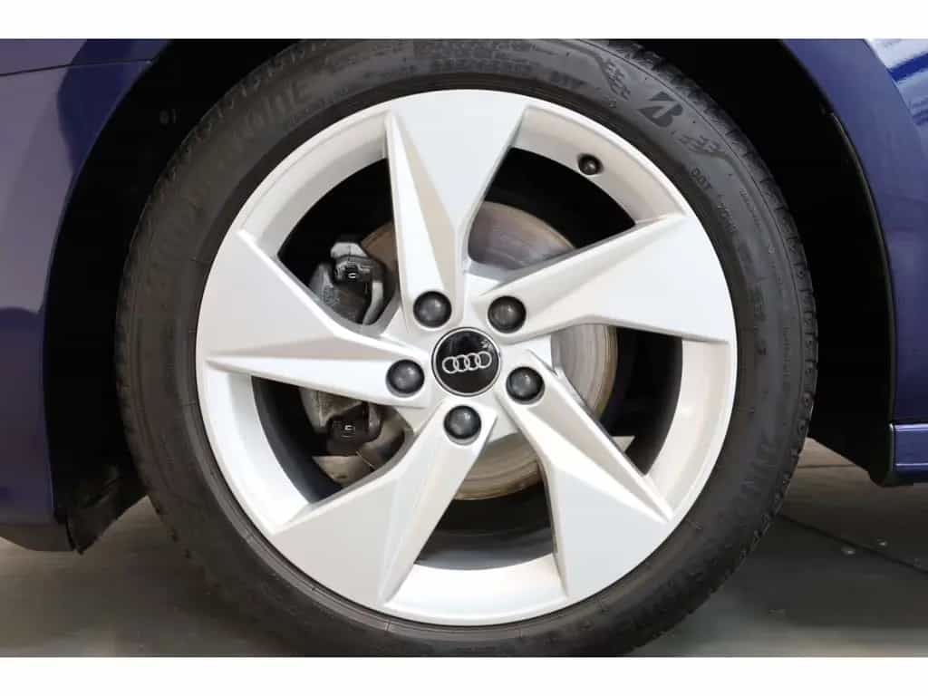 Audi A3 Limousine 35 TFSI S line 12/2021-photo-7