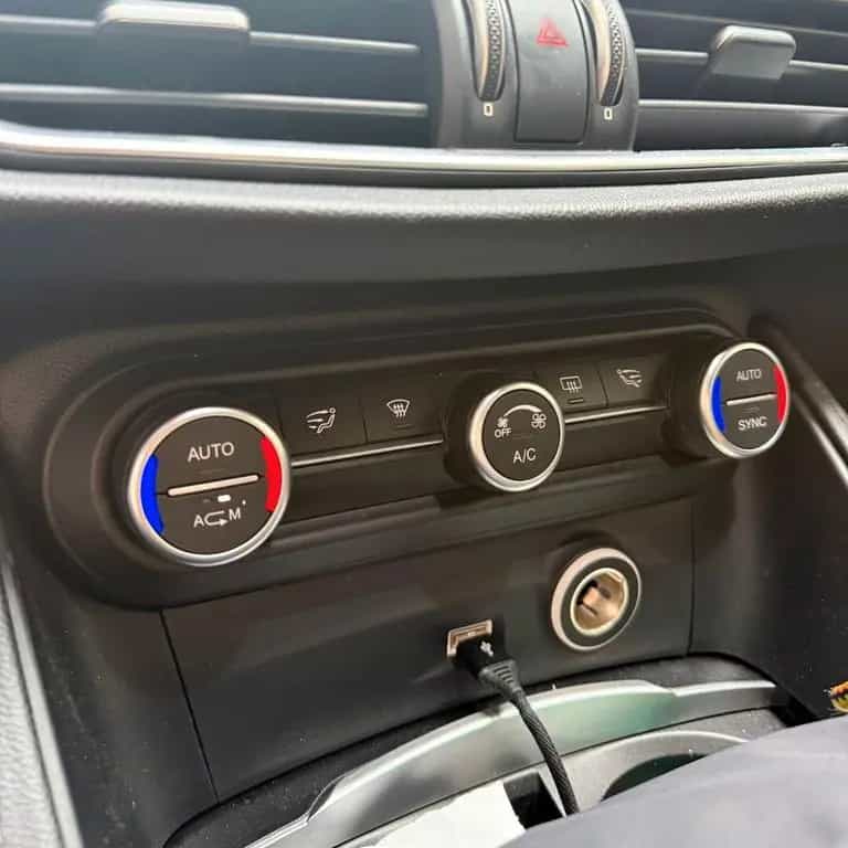 Alfa Romeo Stelvio 2.2 Turbodiesel 180 CV AT8 RW 02/2018-photo-12