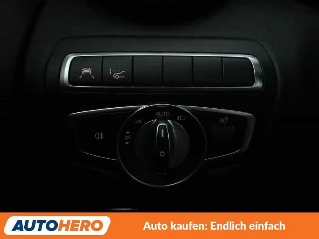 Mercedes-Benz C 300 T Avantgarde Aut.*NAVI*LED*HUD*ACC*360° 11/2018-photo-27