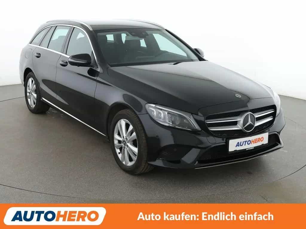 Mercedes-Benz C 300 T Avantgarde Aut.*NAVI*LED*HUD*ACC*360° 11/2018-photo-7