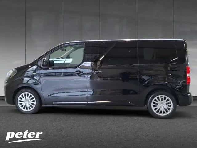 Opel Zafira Life 2.0 D M Tourer 7-Sitzer Automatik Na 01/2021-photo-1