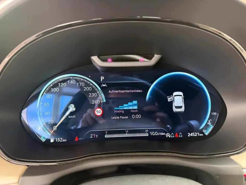 Genesis GV70 2.2 D 8AT AWD Luxury Pano Tech Lexicon Comf 11/2024-photo-6