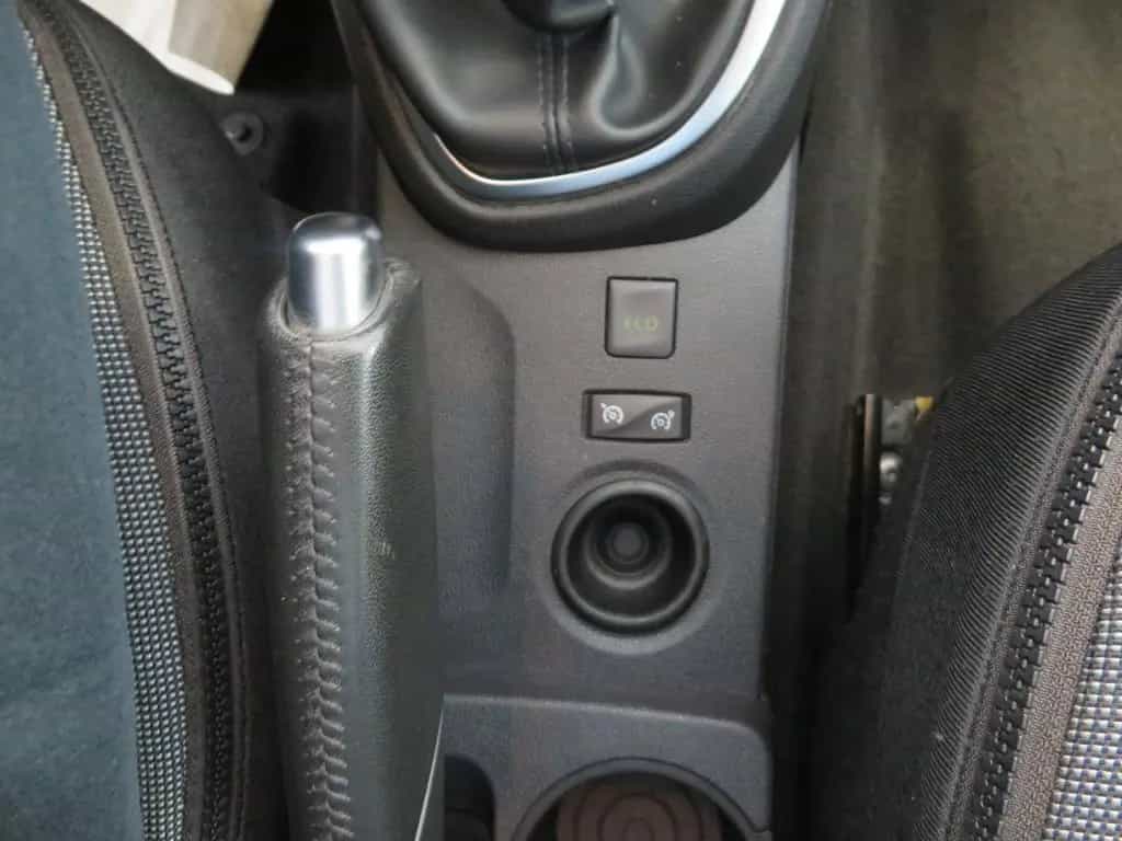 Renault Captur 1.5dCi Intens *LED *Navi *Sitzheiz 04/2018-photo-17