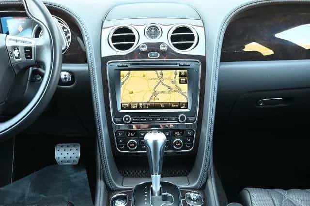 Bentley Flying Spur W12 *LED/Navi/SHZG/ACC/Kamera* 08/2016-photo-12
