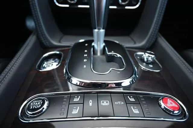 Bentley Flying Spur W12 *LED/Navi/SHZG/ACC/Kamera* 08/2016-photo-13