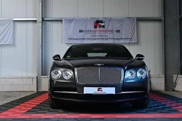 Bentley Flying Spur W12 *LED/Navi/SHZG/ACC/Kamera* 08/2016-photo-2