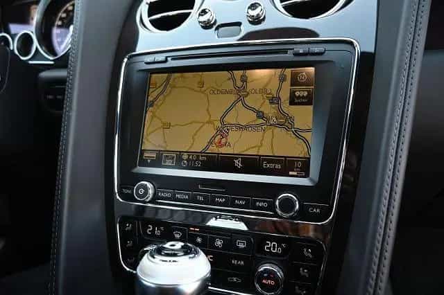 Bentley Flying Spur W12 *LED/Navi/SHZG/ACC/Kamera* 08/2016-photo-8