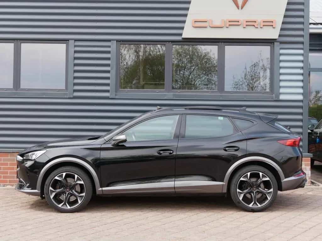Cupra Formentor VZ 4Drive 310 PS DSG|AHK|Pano|Beats 05/2023-photo-6