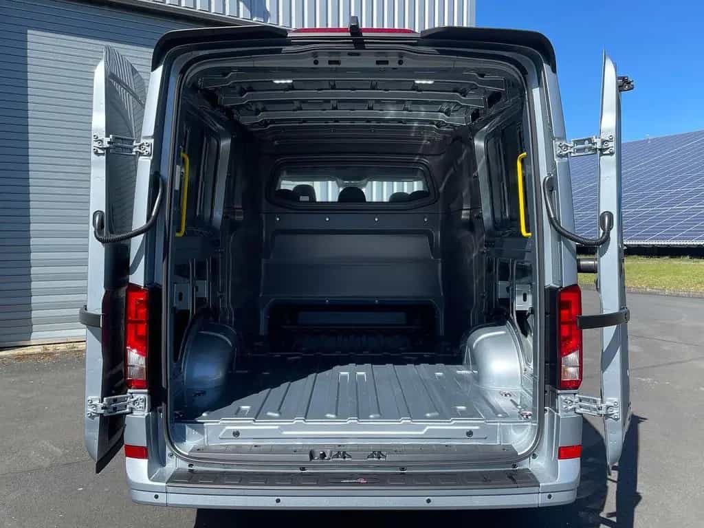 MAN TGE 3.200 L3H2 MIXTO 4x4 Individual S ACC STHZ 04/2026-photo-38