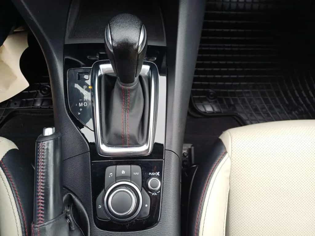 Mazda 3 SKYACTIV-G 120 Automatik Sports-Line, 1.Hand 09/2014-photo-12
