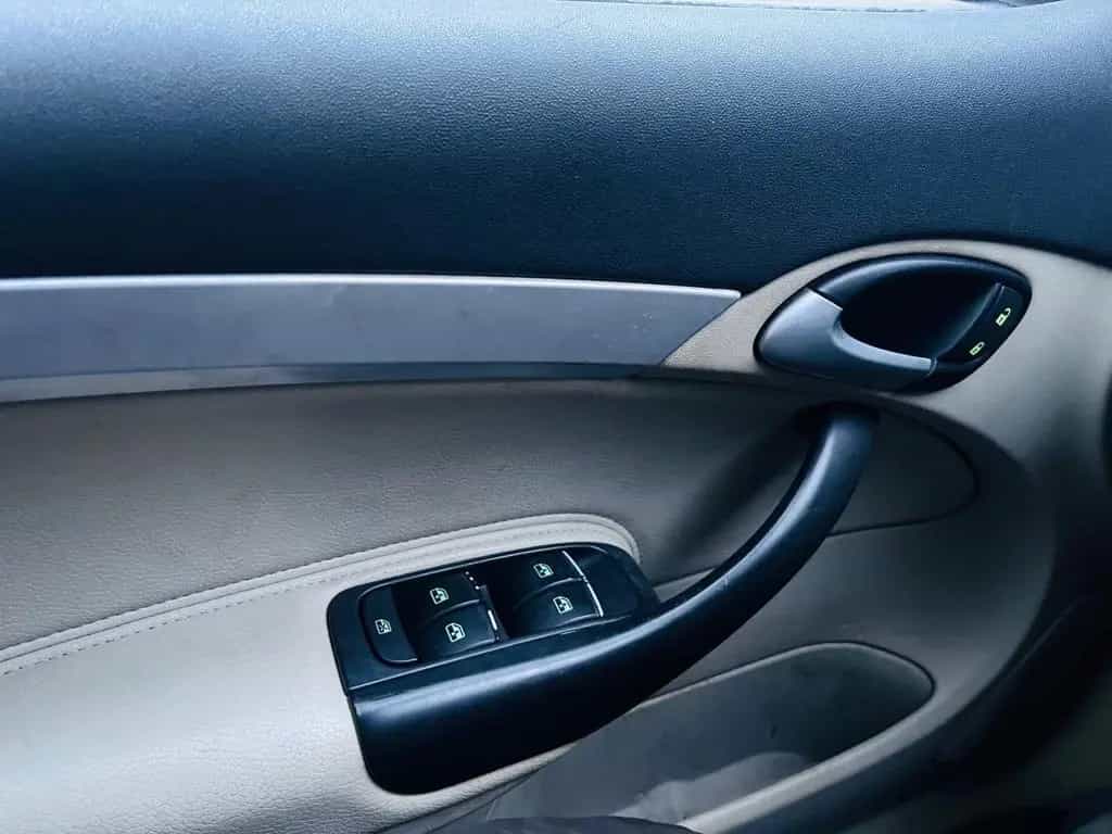 Saab 9-3 Automatik 04/2006-photo-13