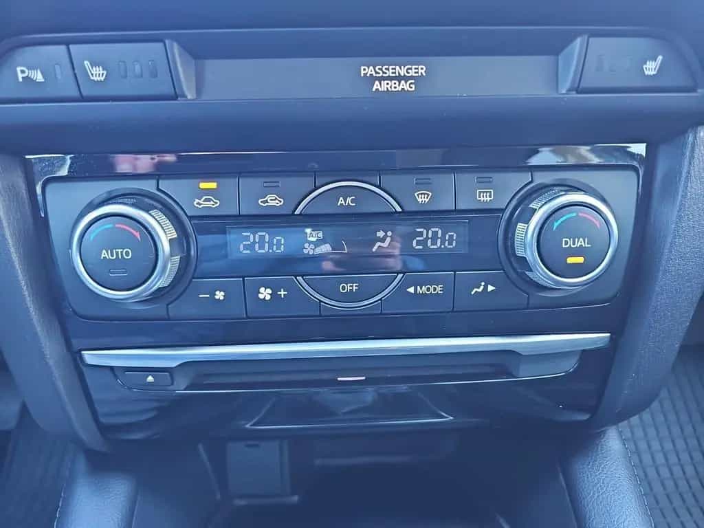 Mazda 6 2.0  Sports-Line Kamera Tempomat Navi 08/2016-photo-17