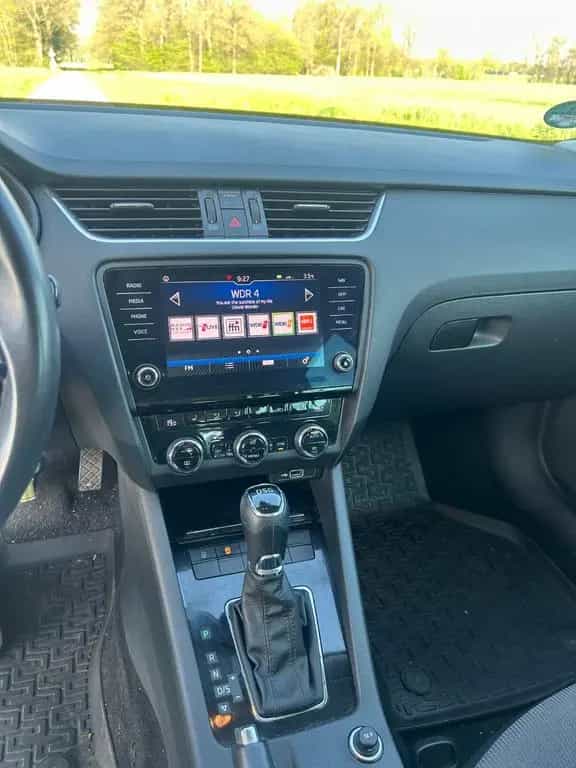 Skoda Octavia 1.6 TDI SCR DSG Style Combi Style 01/2019-photo-11