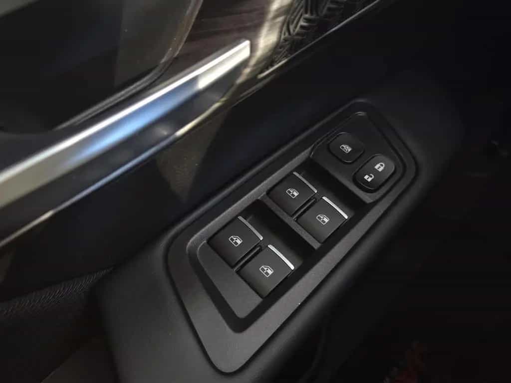 JAC 8 Pro 4WD Pick-Up 2.4 204 PS 06/2023-photo-18