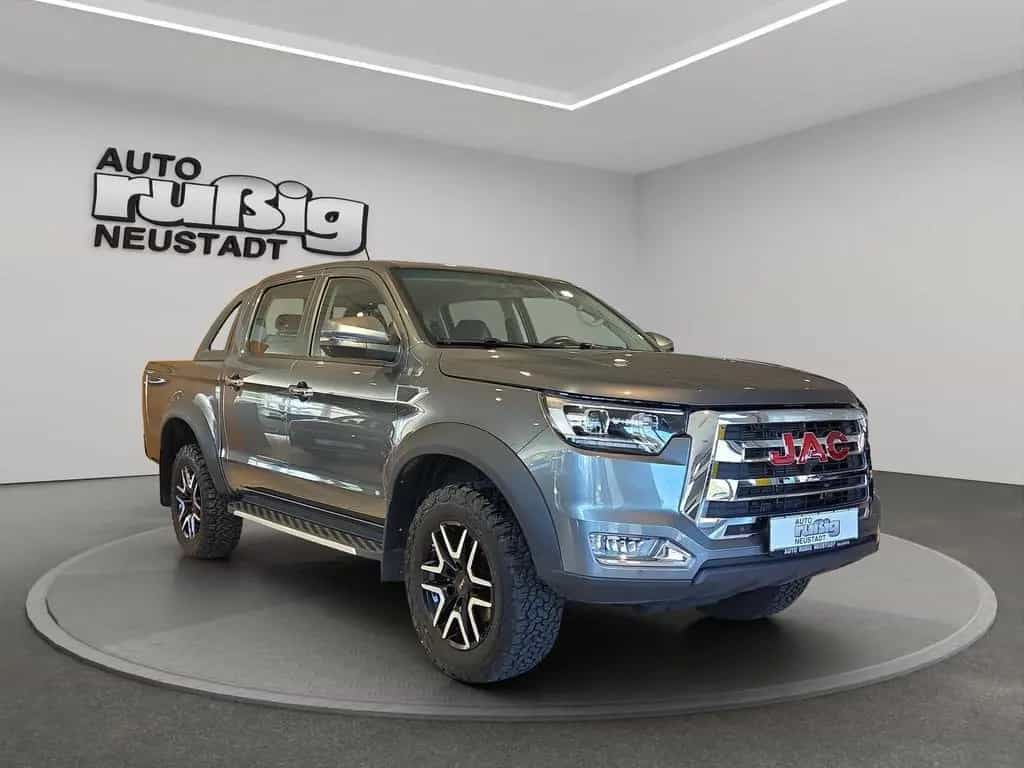 JAC 8 Pro 4WD Pick-Up 2.4 204 PS 06/2023-photo-6