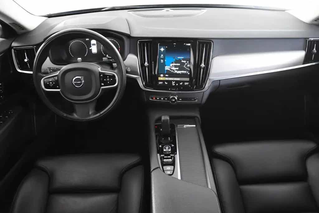 Volvo V90 B4 Inscription *1.Hand*Leder*Memory*AHK* 01/2021-photo-1
