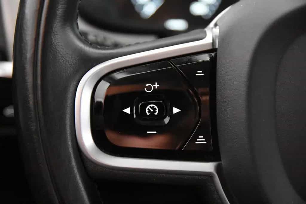 Volvo V90 B4 Inscription *1.Hand*Leder*Memory*AHK* 01/2021-photo-16