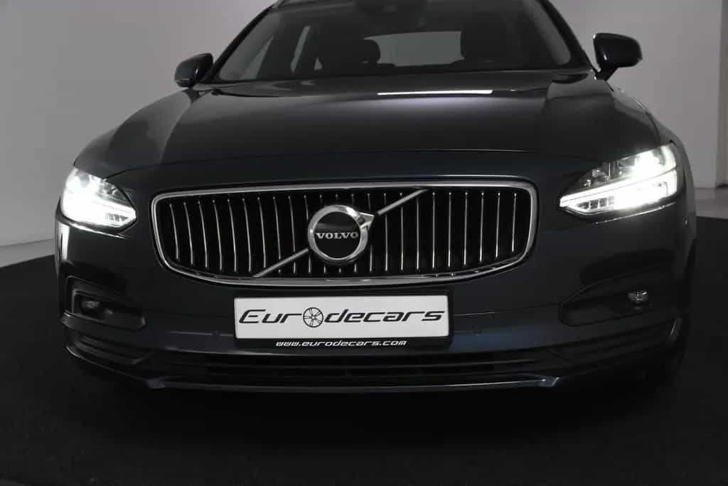 Volvo V90 B4 Inscription *1.Hand*Leder*Memory*AHK* 01/2021-photo-30