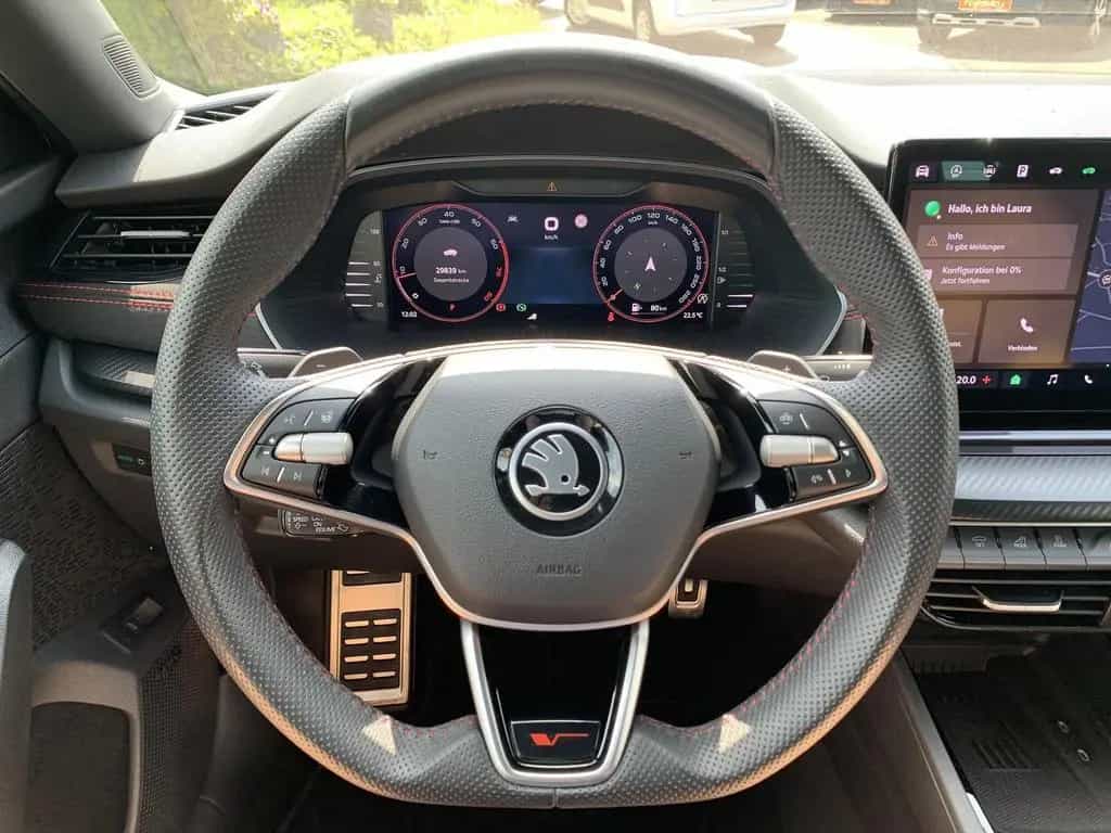 Skoda Octavia Lim. 2.0TSI RS CANTON+Lenkrhz+ACC+RFK 01/2025-photo-17