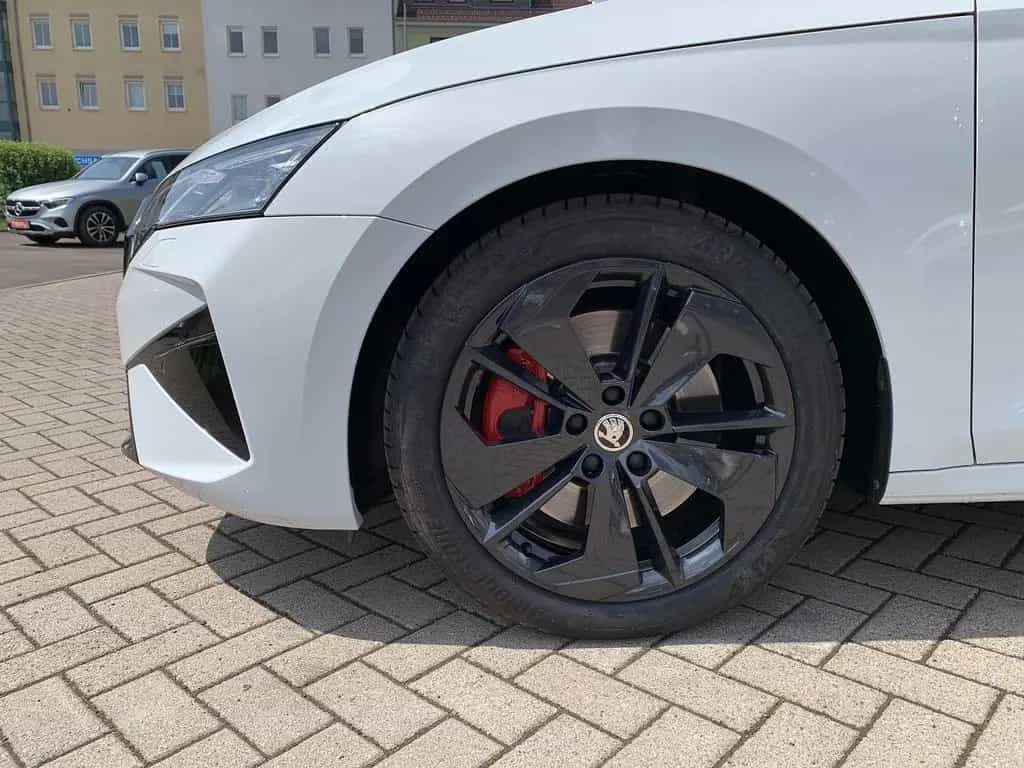 Skoda Octavia Lim. 2.0TSI RS CANTON+Lenkrhz+ACC+RFK 01/2025-photo-29