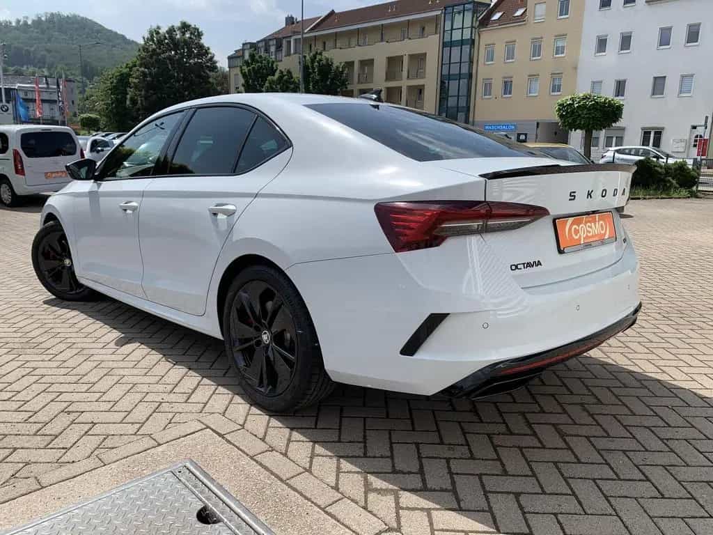 Skoda Octavia Lim. 2.0TSI RS CANTON+Lenkrhz+ACC+RFK 01/2025-photo-7