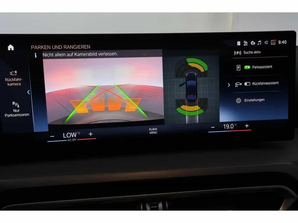 BMW 3 Series i Lim.Steptronic+LED+VIRTUAL+KAMERA+TEMPO 06/2024-photo-18