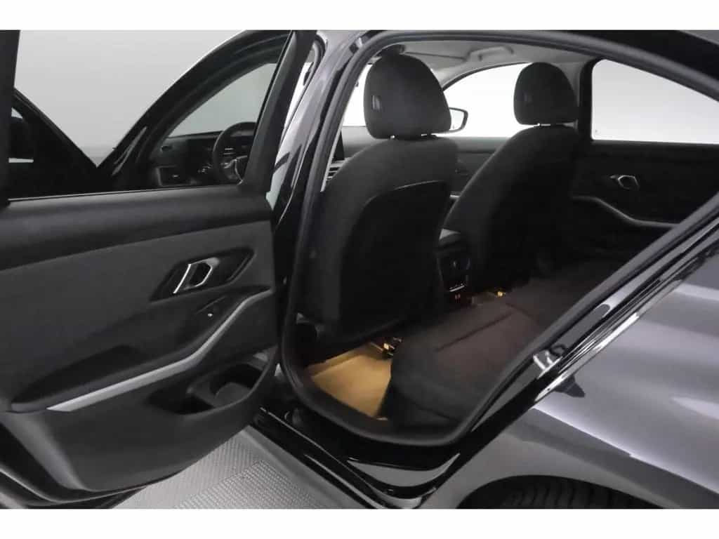 BMW 3 Series i Lim.Steptronic+LED+VIRTUAL+KAMERA+TEMPO 06/2024-photo-19